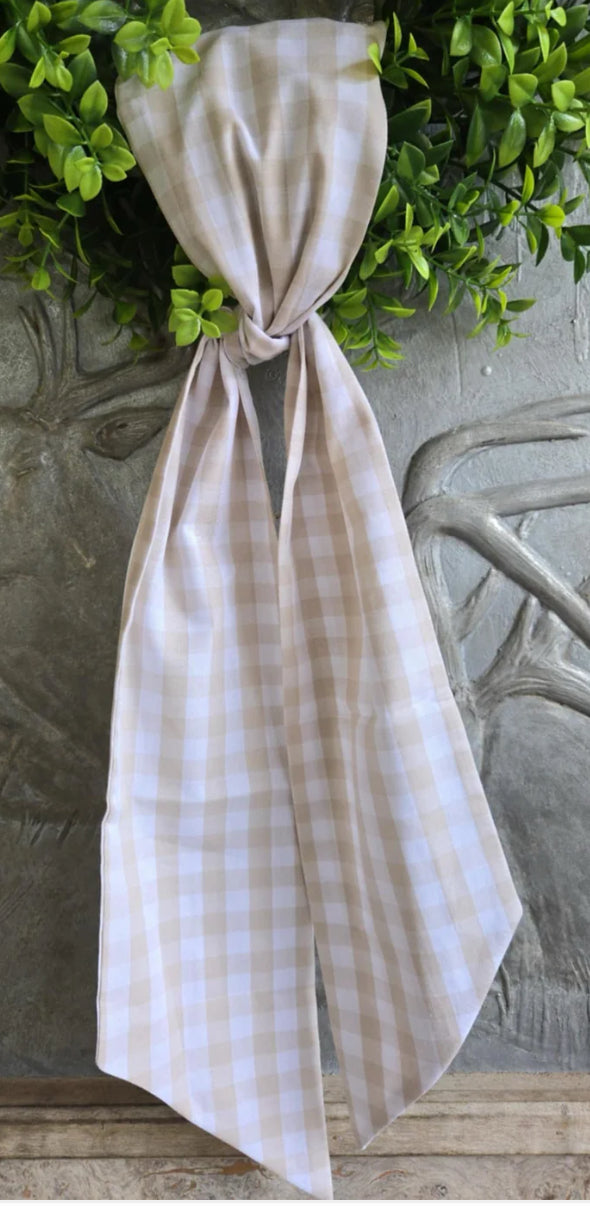 Gingham Wreath Sash
